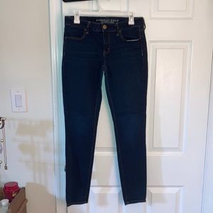 Dark American Eagle midrise skinny Jean / jegging